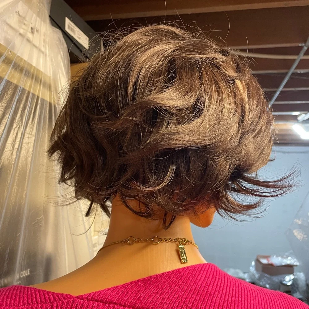 NWT dark brown wig deep side part medium brunette wavy natural real short hair
